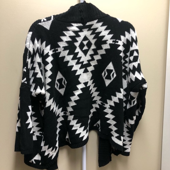 Aztec cardigan - Picture 2 of 3